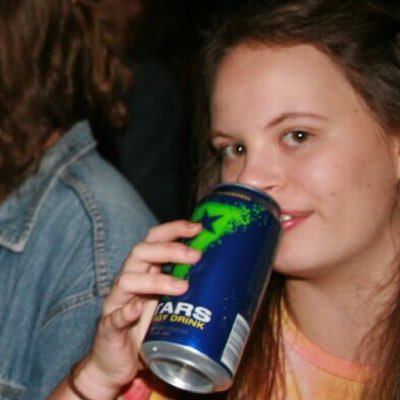 ninaalowe's profile picture. This account has been through a lot