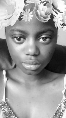 shemsa_love's profile picture. 