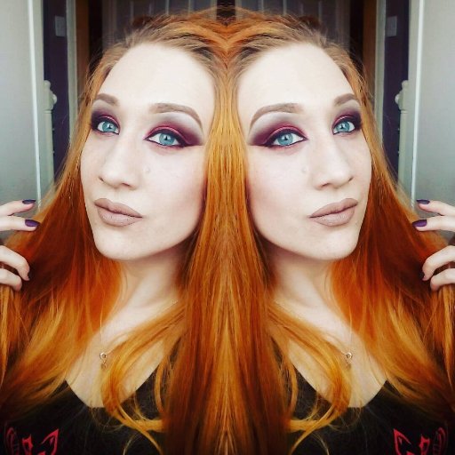 Milliner & Costumier, studying a Degree in Costume Construction and Design. Loves make-up and Pinup Fashion. Instagram @rose.duchess