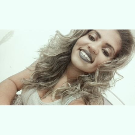 roberta_souzha's profile picture. Insta- martisbell23 
Snap- robertajesus23