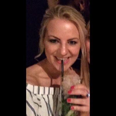 AngelaJWine's profile picture. #Wine #Plumpton Wine Business & #WSET Diploma Alumni, Gin Lover, Foodie, Coen Brothers Enthusiast, 🏃🏼‍♀️, Italian dreamer 🍷🥂🥃