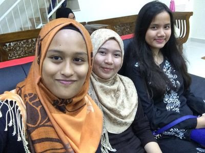 syazwinazahirah's profile picture. instag:syazweenaa