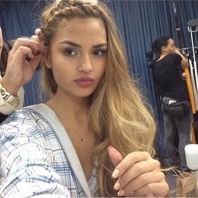 elyssarpgyalez's profile picture. jui une fée