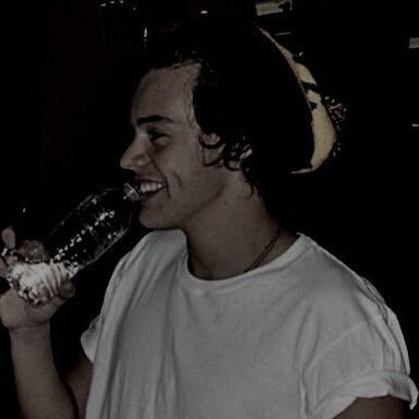 petersrpgldx's profile picture. l'enfer est gelé, le paradis crâme.