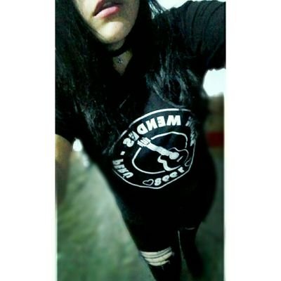 MelanieSivan14's profile picture. Youth