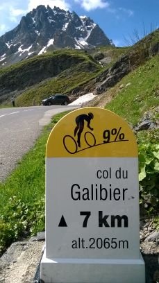 Mandelieu since 1973.Cycling race fan: tour,giro,Lombardia,Strade bianche,Roubaix,the Ronde.
Cycling rider : Dolomites,Galibier,Izoard,Ventoux & Aravis.