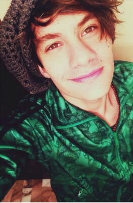 amo a bryan mouque de cd9 es mio y lo amo