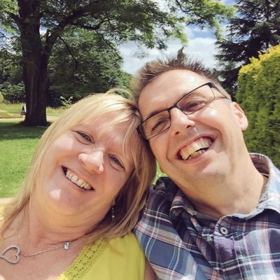 kazza091064's profile picture. Author of Love and Chocolate Biscuits