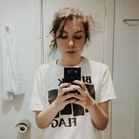 row (@rowangiggles) 's Twitter Profile