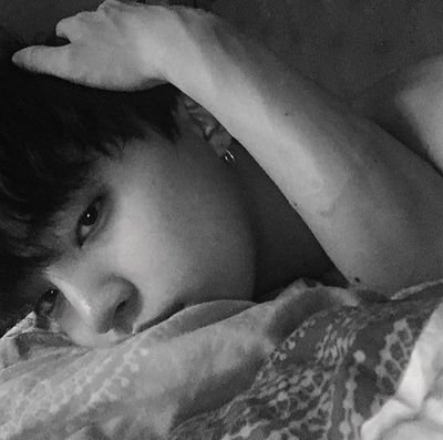 iron_ix's profile picture. [ JISUNG ] sulli ; bora ; junsun