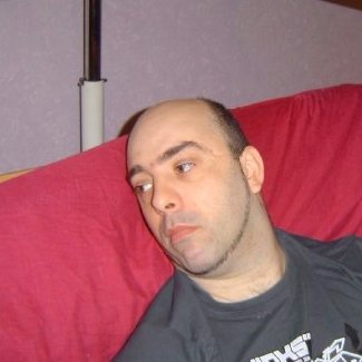 cherche une femme dans la quarantaine en lorraine qui recherche un homme serieux si sa existe encore faite moi signe merci