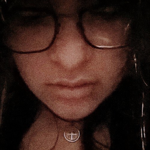 YessicaAime's profile picture. Escribo simplemente lo que pienso, y siento. 
Comparto lo que quiero y nada más.