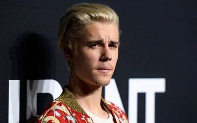 Siga e Ative as notificações!
Vamos ajudar com o follow do Bieber/outros famosos + dms / +360 sonhos Realizados!! CURTA O TWEET FIXADO - TSB
