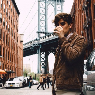 connorpgld's profile picture. sometimes, the darkness is better than the light.