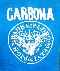 Quarteto carioca de Rock, com influências de Ramones, formado em 1997 por Henrique Badke (Vocal / Guitarra), Bjorn (Guitarra), Melvin (Baixo) e Pedro (Bateria)