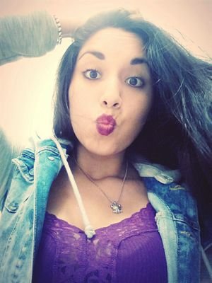 nitahes's profile picture. Estudiante de Diseño Gráfico, amante del teatro y el buen humor :)