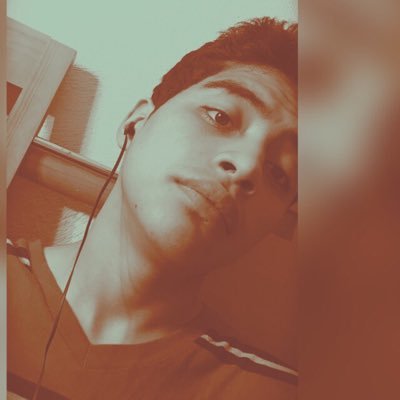 PinedaGabo's profile picture. Hello everybody. |(￣3￣)|