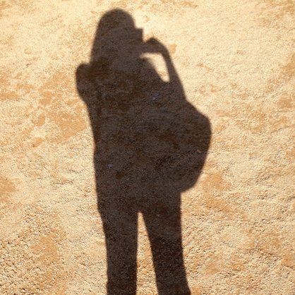 InvsblPourLsY's profile picture. 