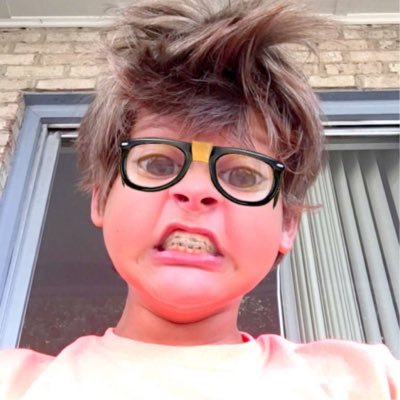 Chestercheeta14's profile picture. snapchat King_cheetah226                              kik is like_a_boss_226