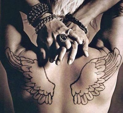 Larukan's profile picture. hyde様HYDE様大好き‼神‼天使👼
ラルクは初期に執着してる、櫻澤組でしたん。嫌いじゃないの、好きなんだけど、振り返りたくなる(笑)