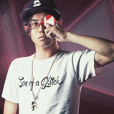 I’m Kazuki Watanabe :), Glitch Hop DJ, Dnbstep, 4sqSU3, たぶん日本で一番Monstercat好き, #ベートラ 副主宰, Ski (Skiboard, Freestyle, 痛板), 日本酒, Mail: k.watt.11[at]gmail[dot]com
