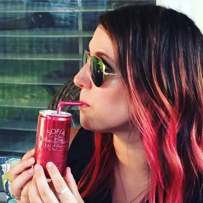 laurenzarzour's profile picture. locavore omnivore, craft beer lover, food 'grammer