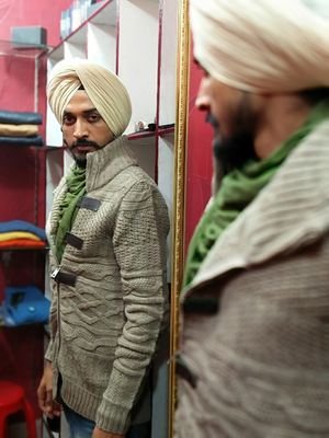 Aman_chahal_90's profile picture. ਅਮਨਦੀਪ ਸਿੰਘ ਚਹਿਲ
✍Poet..writer..speaker
...Student leader...
Ex-president(2013-14)
DAV 10,Chandigarh