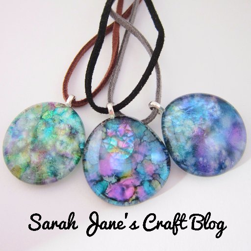 sarahjcraftblog's profile picture. Crafty geek.