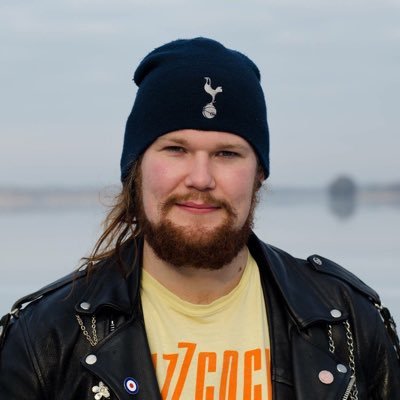 @Stationschefen är Stationschef på Studentradion 98,9 i Uppsala. Just nu heter jag Oscar Tranberg. För mer info besök https://t.co/sCvTaIAJLI