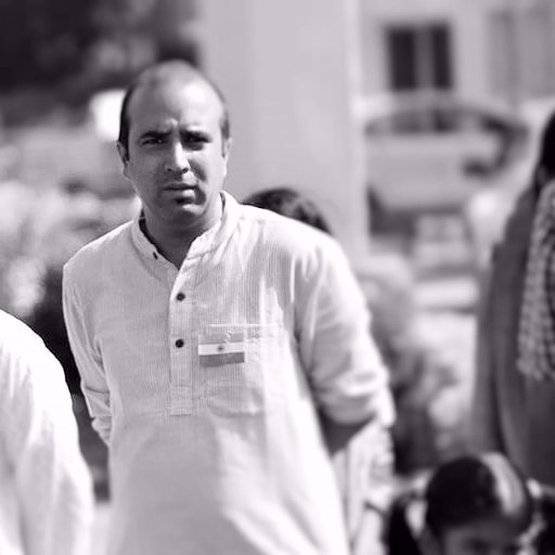 IT Professional ,a nationalist, staunch Hindu ,Social Activist, Dream- Akhand Bharat !!