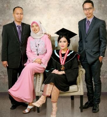 usmanthaufiq's profile picture. Ekonomi & Bisnis