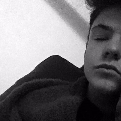 aidanrpgsa's profile picture. Let it take you under, feel your worries disappear