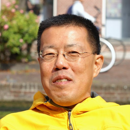 yunglie's profile picture. | Social Innovation | Editor https://t.co/z0jnrrqtRE | Loves to perform music | Cooking and enjoying good food