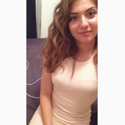 CarlaColi97's profile picture. On change pas une équipe qui graille FoodLife 🙏🏼🍕🍔🍝🌯🍣🌭🍟