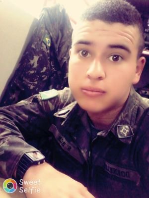 Às vezes vc tem q levantar sozinho e seguir em frente