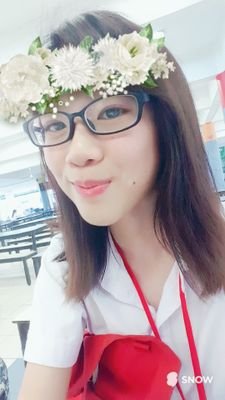rachelpky's profile picture. huehue