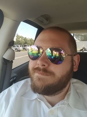 Financial Agent living and working in bakersfield, CA. Car lover, Racing enthusiast, and entreprenuer.