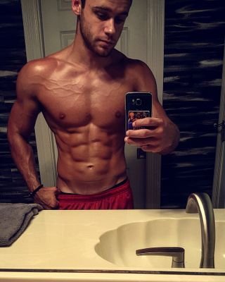 CollegiatePhyq's profile picture. NPC Physique Competitor 
SNAPCHAT: jsparkk