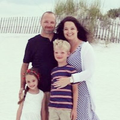 Wife, mommy, school counselor and independent consultant with Rodan and Fields.