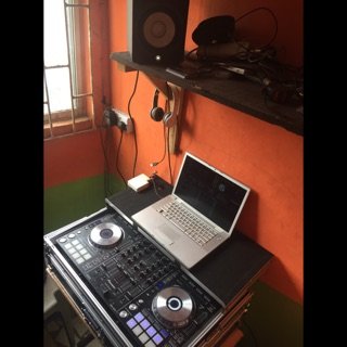 .... #do me no harm.....@out 4 the best beAt production ever....