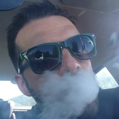 DenisRIP's profile picture. Acteur dans la série R.I.P. et HDF sur @PlanetePlusAE  https://t.co/lNLpv3rPdb https://t.co/PO6uoIWTqE