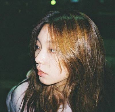 ixholy's profile picture. ancienne terroriste