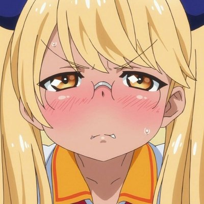みつ 隣に座ってる高校生 指しゃぶりすぎやろ