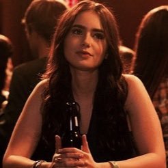 TWinterssAC's profile picture. [✧] —〝I get these flashes of clarity, brilliant clarity, where for a second I stop and I think 'Wait, this is it. This is my life.'〞