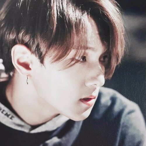 donghyuk_hng's profile picture. 