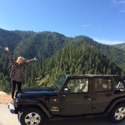 VierraMae's profile picture. doing my best to live fully human