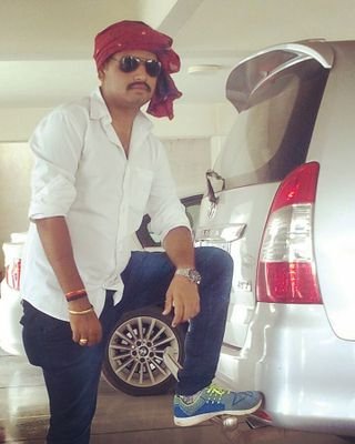 yashpal81400011's profile picture. 