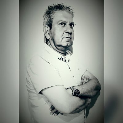 Ian M Calvert Profile