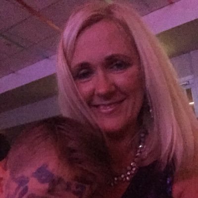 amandafive's profile picture. 