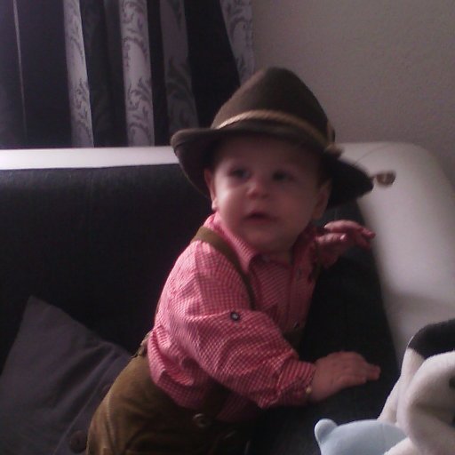 JulietteRicardo's profile picture. Komm Lass uns Raus gehn wir wollen die Welt sehen dass ist unsere Zeit ohh Baby Ab Geht's die lochis bester song♥♥♥